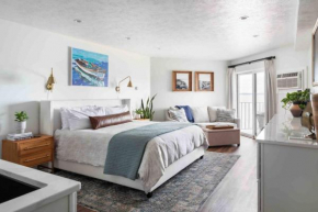 A Room with a View on East Bay Waterfront with pool